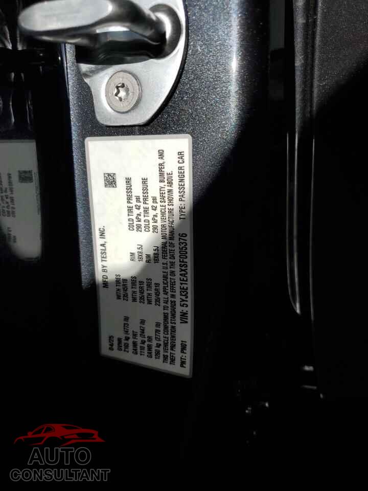 TESLA MODEL 3 2025 - 5YJ3E1EAXSF005376