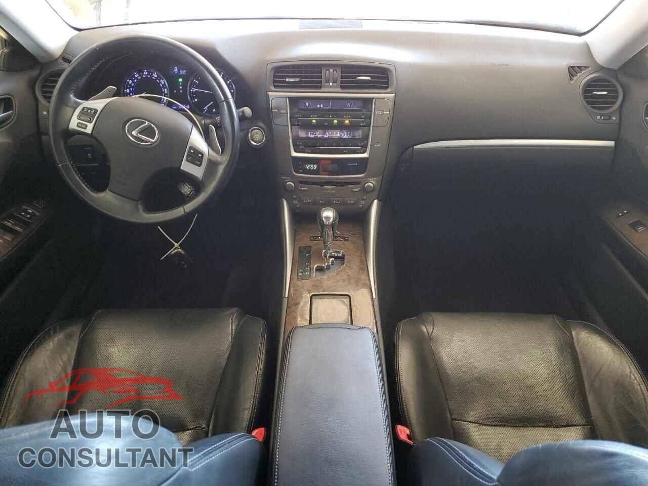 LEXUS IS 2012 - JTHCF5C23C5058308