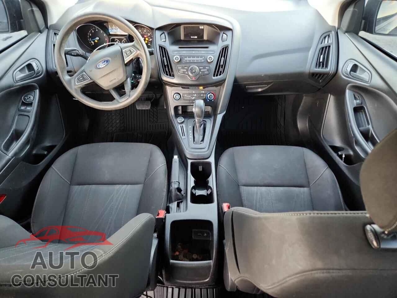 FORD FOCUS 2017 - 1FADP3E22HL342980