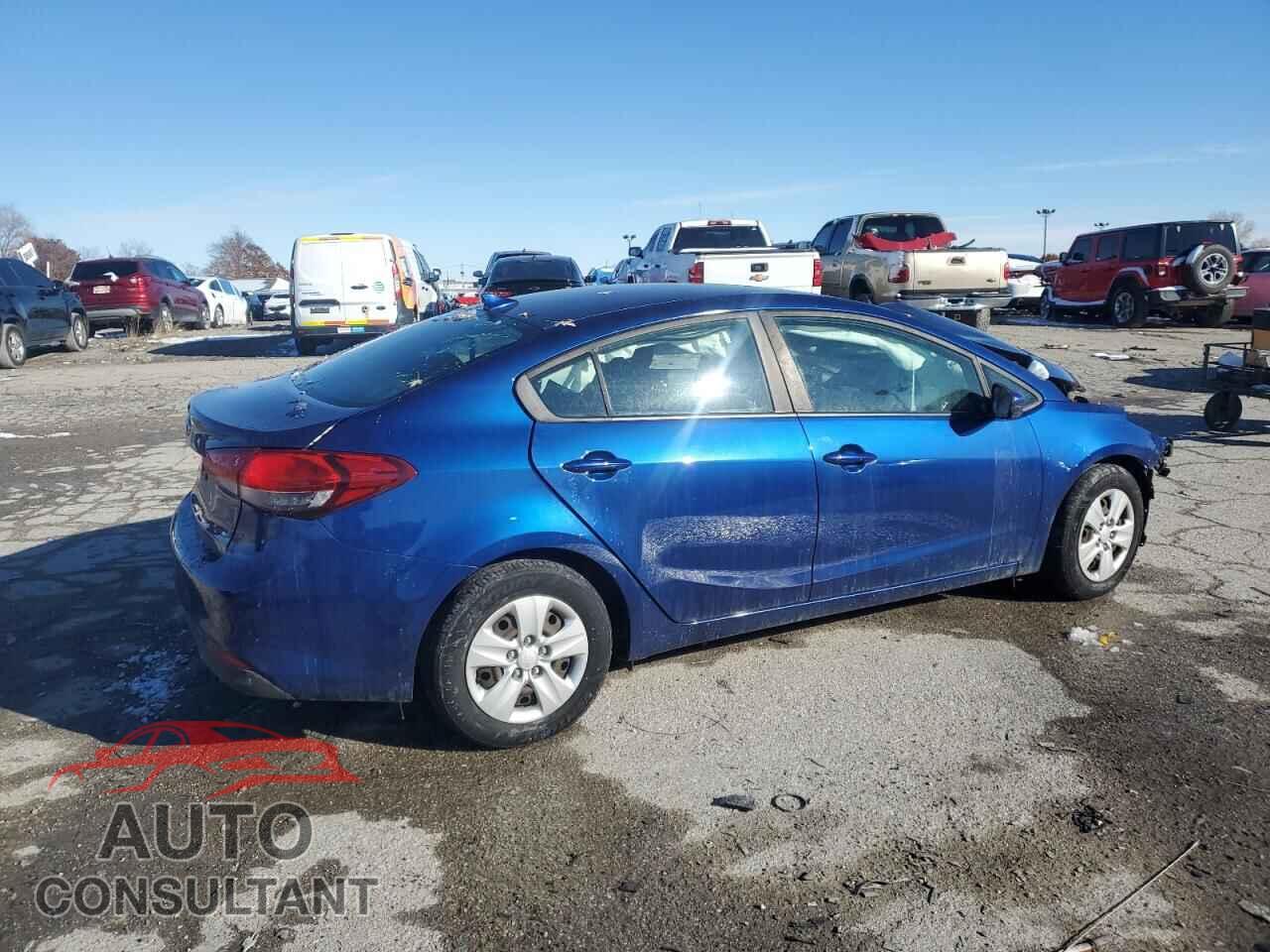 KIA FORTE 2018 - 3KPFK4A73JE185077