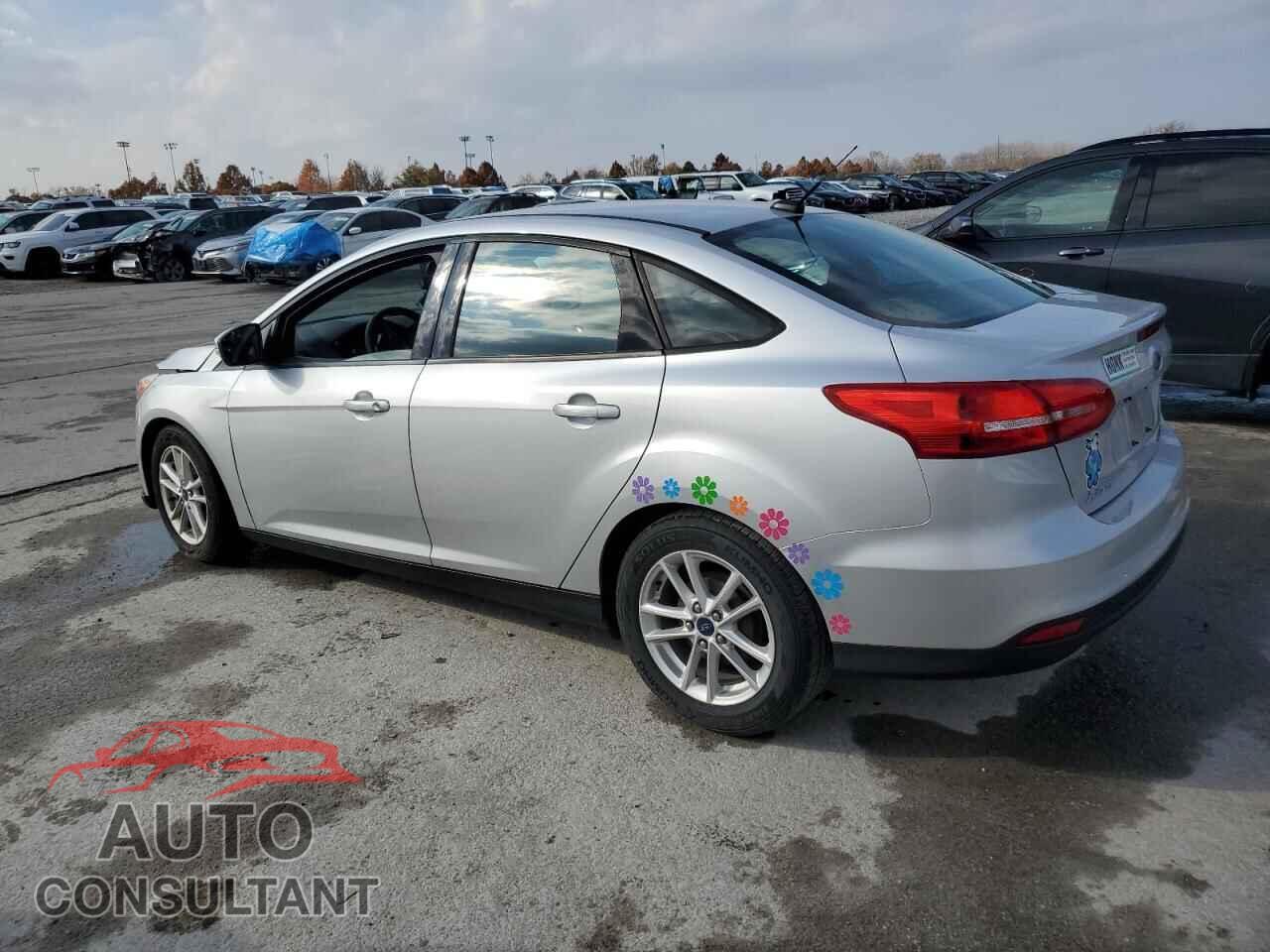 FORD FOCUS 2015 - 1FADP3F28FL383982