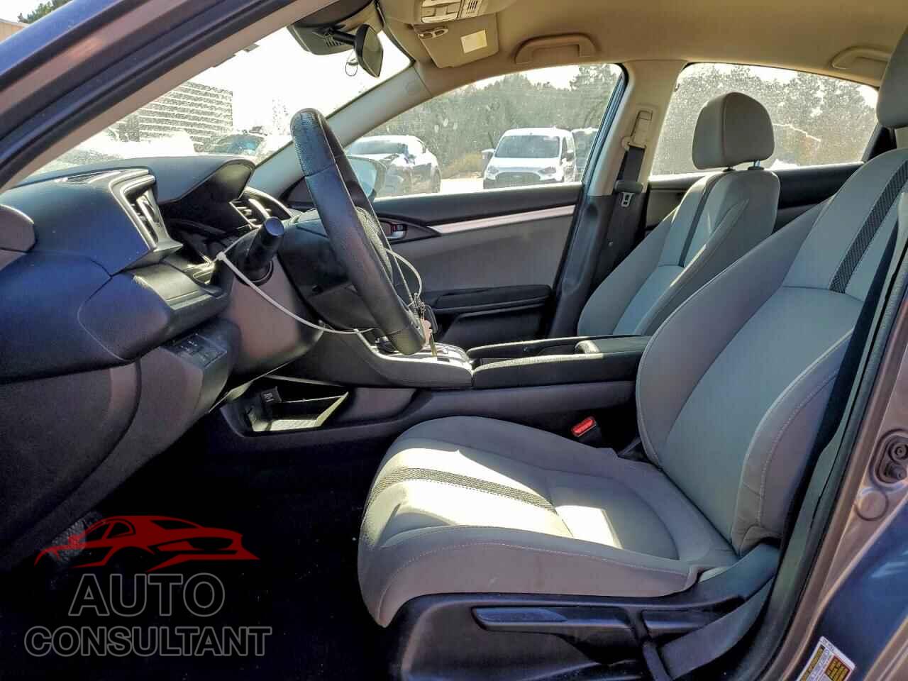 HONDA CIVIC 2019 - 2HGFC2F60KH563204