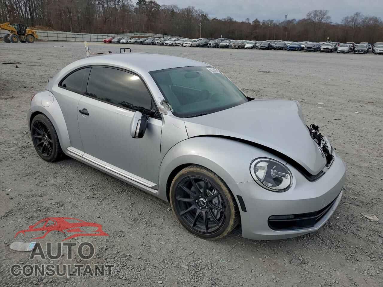 VOLKSWAGEN BEETLE 2015 - 3VWF17AT6FM606558