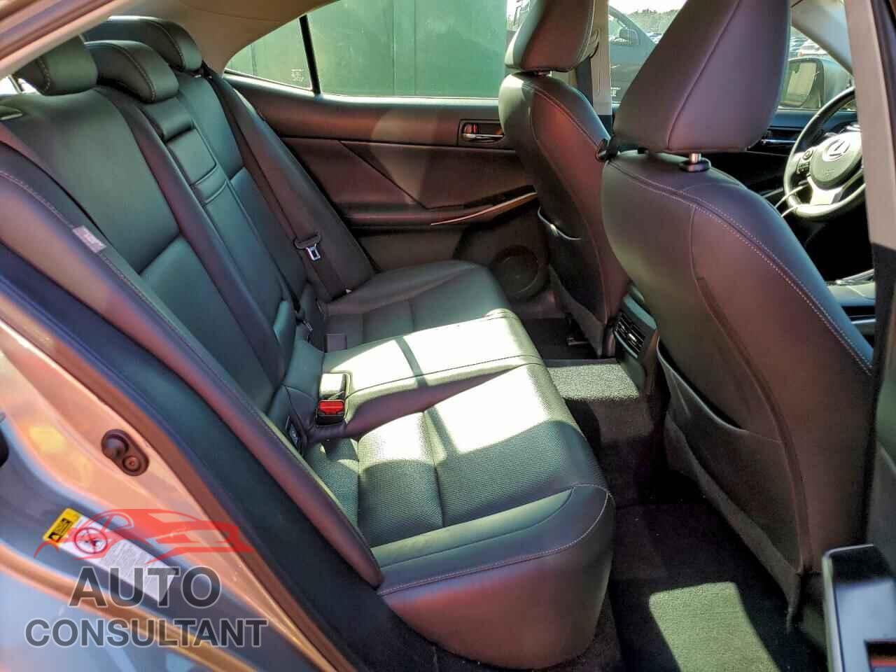 LEXUS IS 2014 - JTHBE1D25E5006560