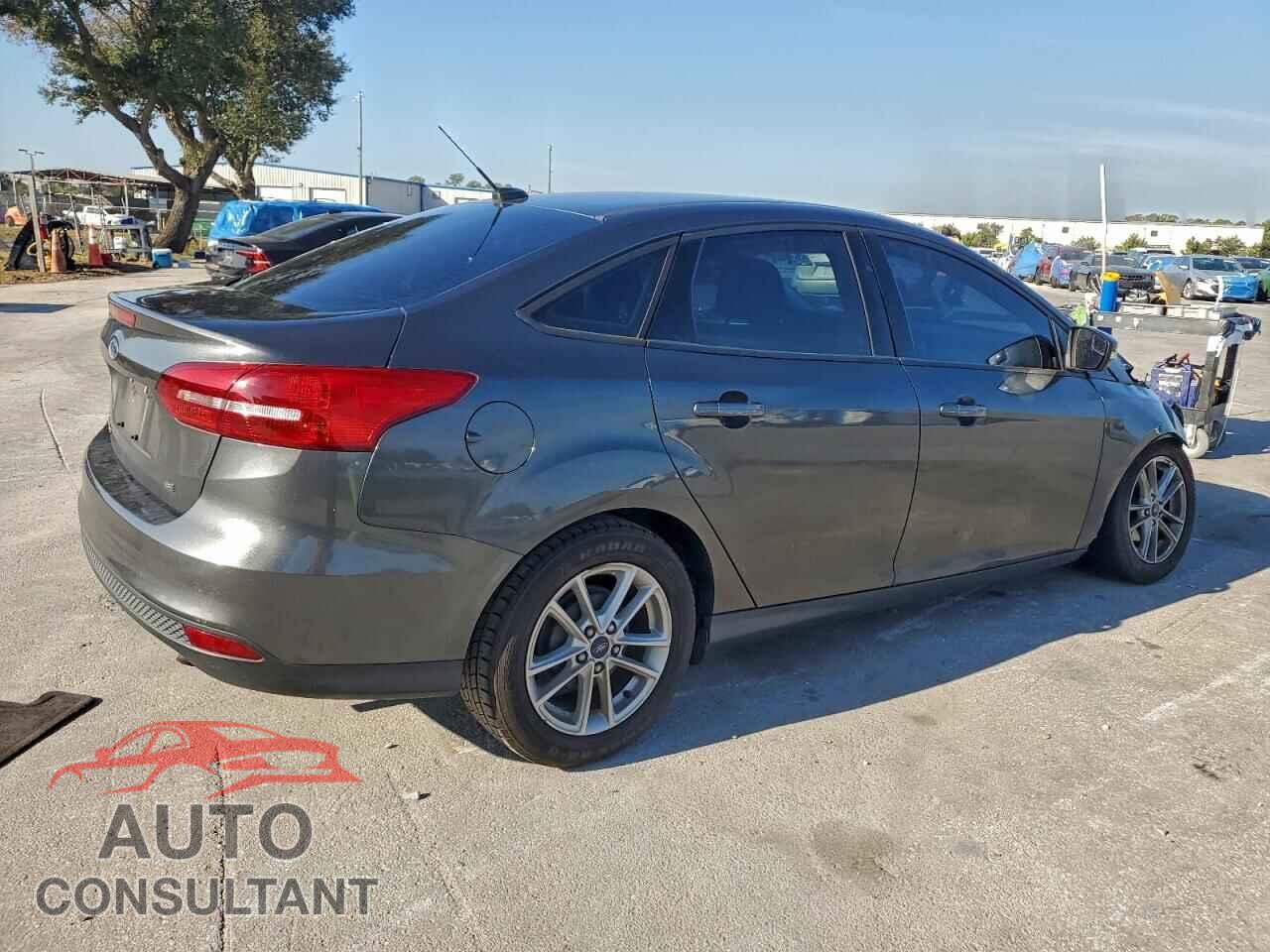 FORD FOCUS 2017 - 1FADP3F24HL216070