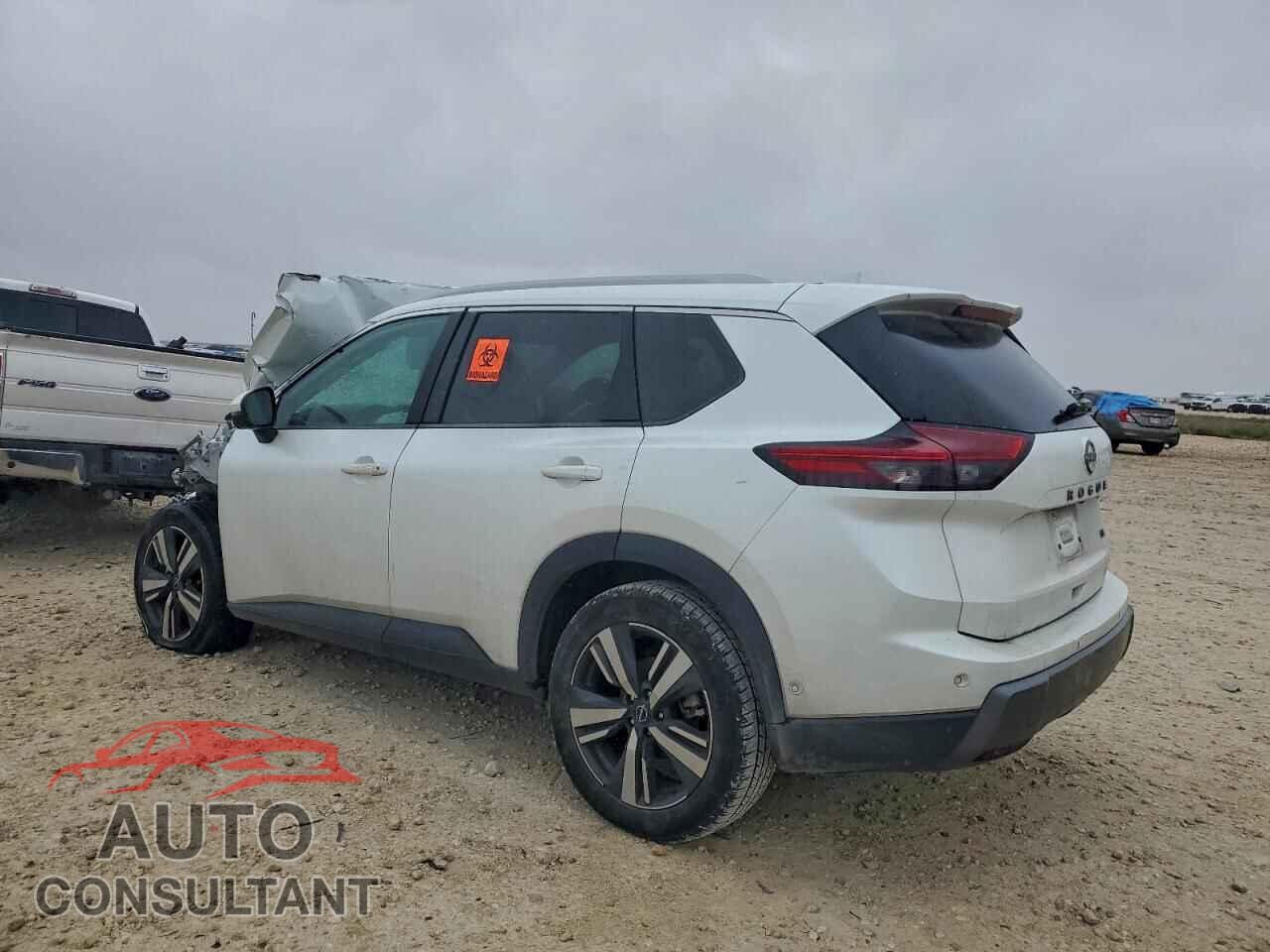NISSAN ROGUE 2024 - 5N1BT3CA0RC674744
