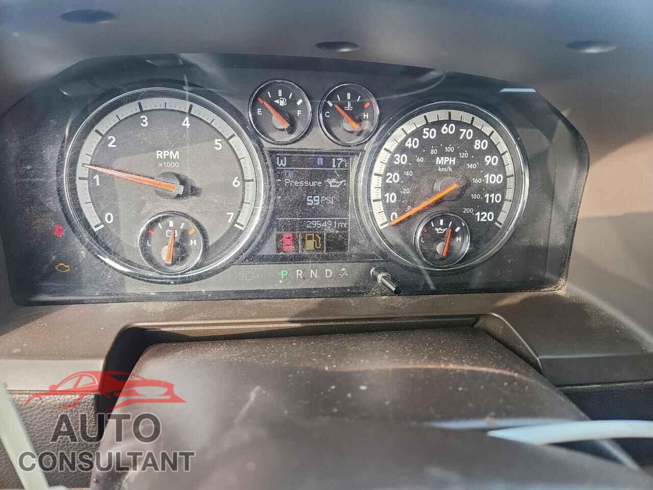 DODGE RAM 1500 2012 - 1C6RD7NT5CS126393
