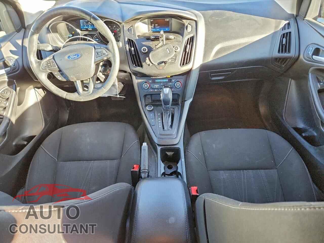 FORD FOCUS 2016 - 1FADP3FE1GL377615