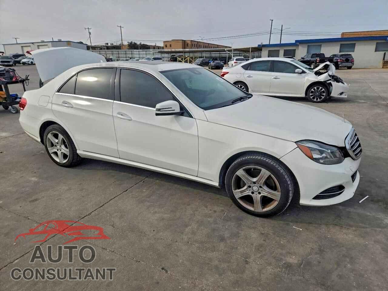 MERCEDES-BENZ E-CLASS 2014 - WDDHF5KB9EA810036