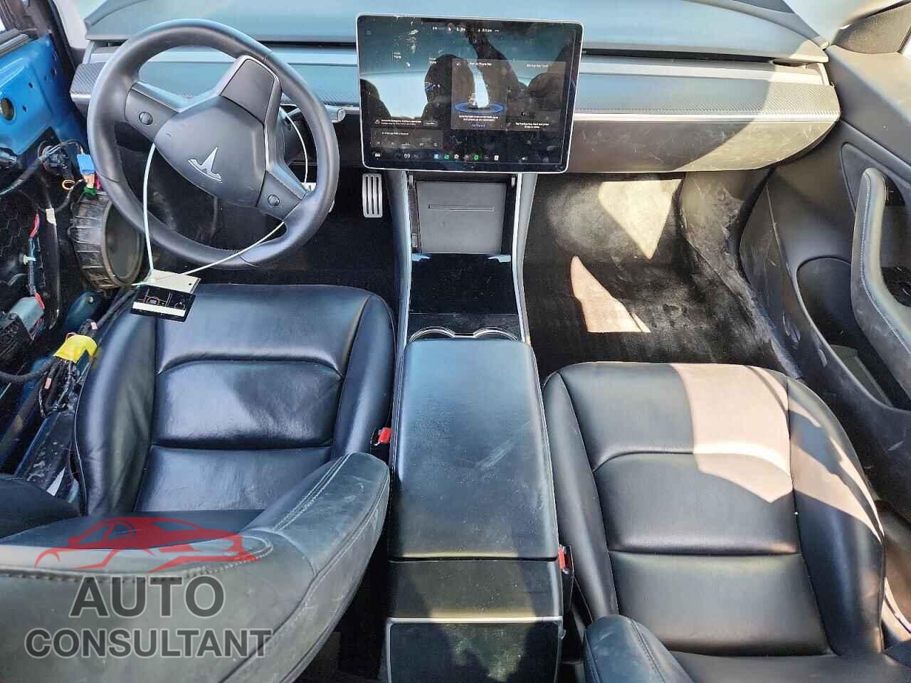 TESLA MODEL 3 2020 - 5YJ3E1EC2LF713611