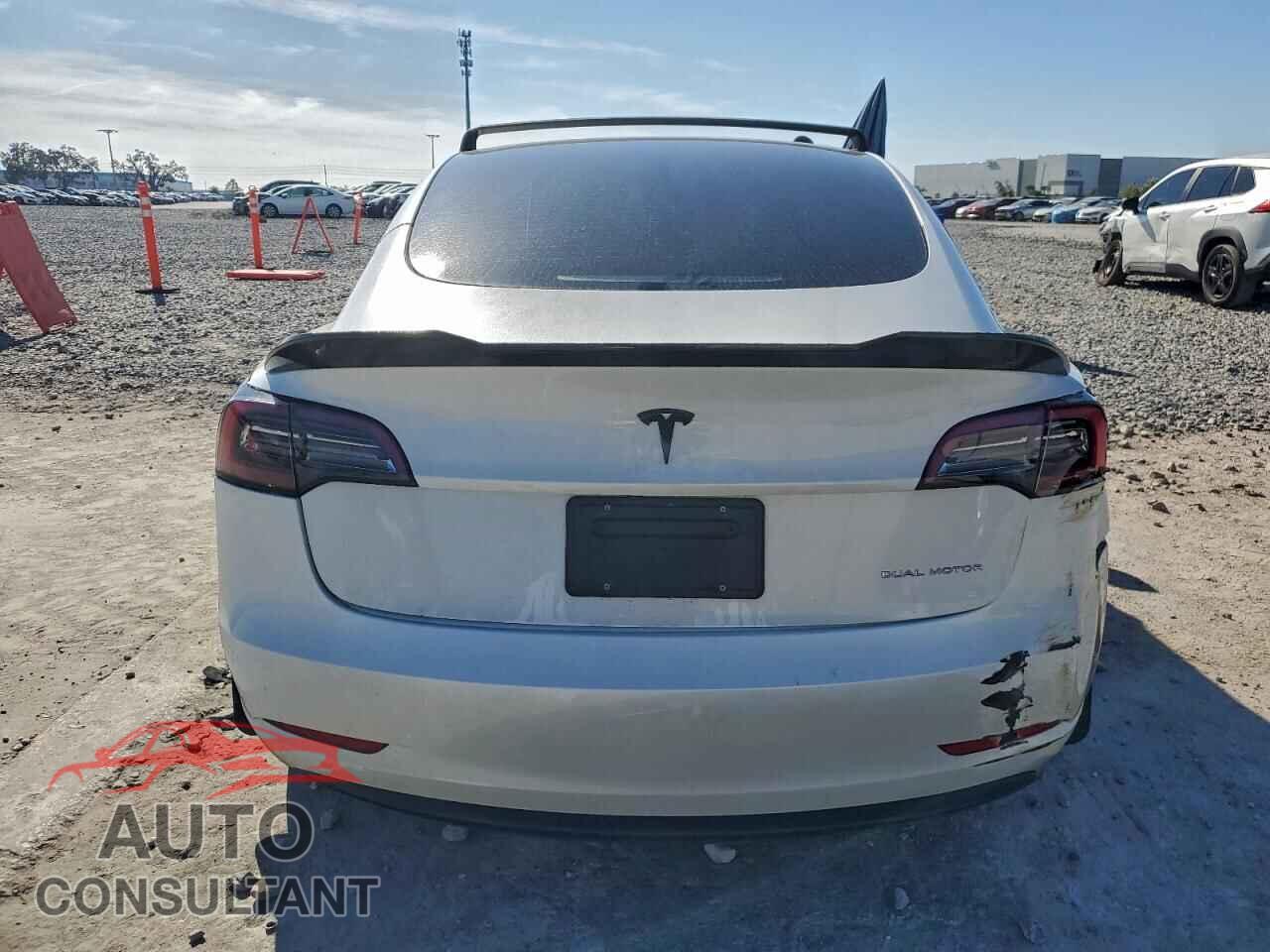 TESLA MODEL 3 2023 - 5YJ3E1EB9PF595604