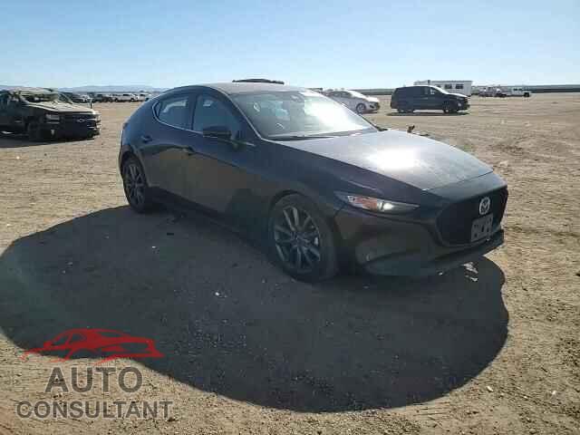 MAZDA 3 2019 - JM1BPAJM5K1138027
