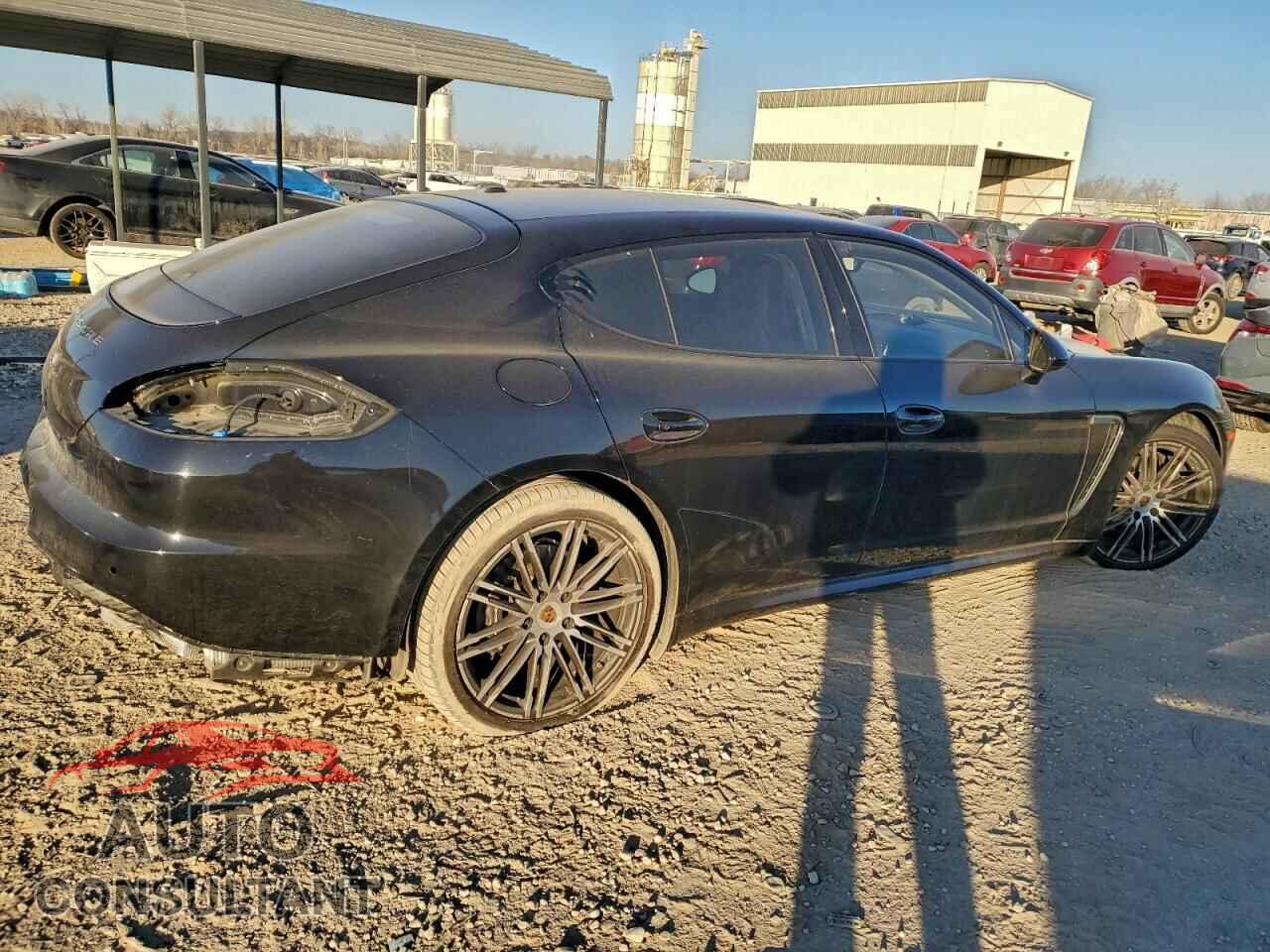 PORSCHE PANAMERA 2016 - WP0AA2A70GL000582