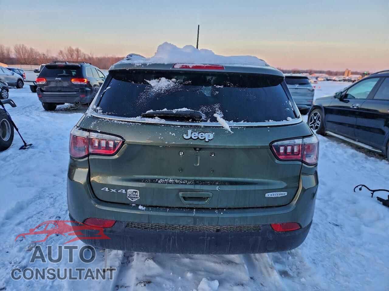 JEEP COMPASS 2018 - 3C4NJDBB8JT481175