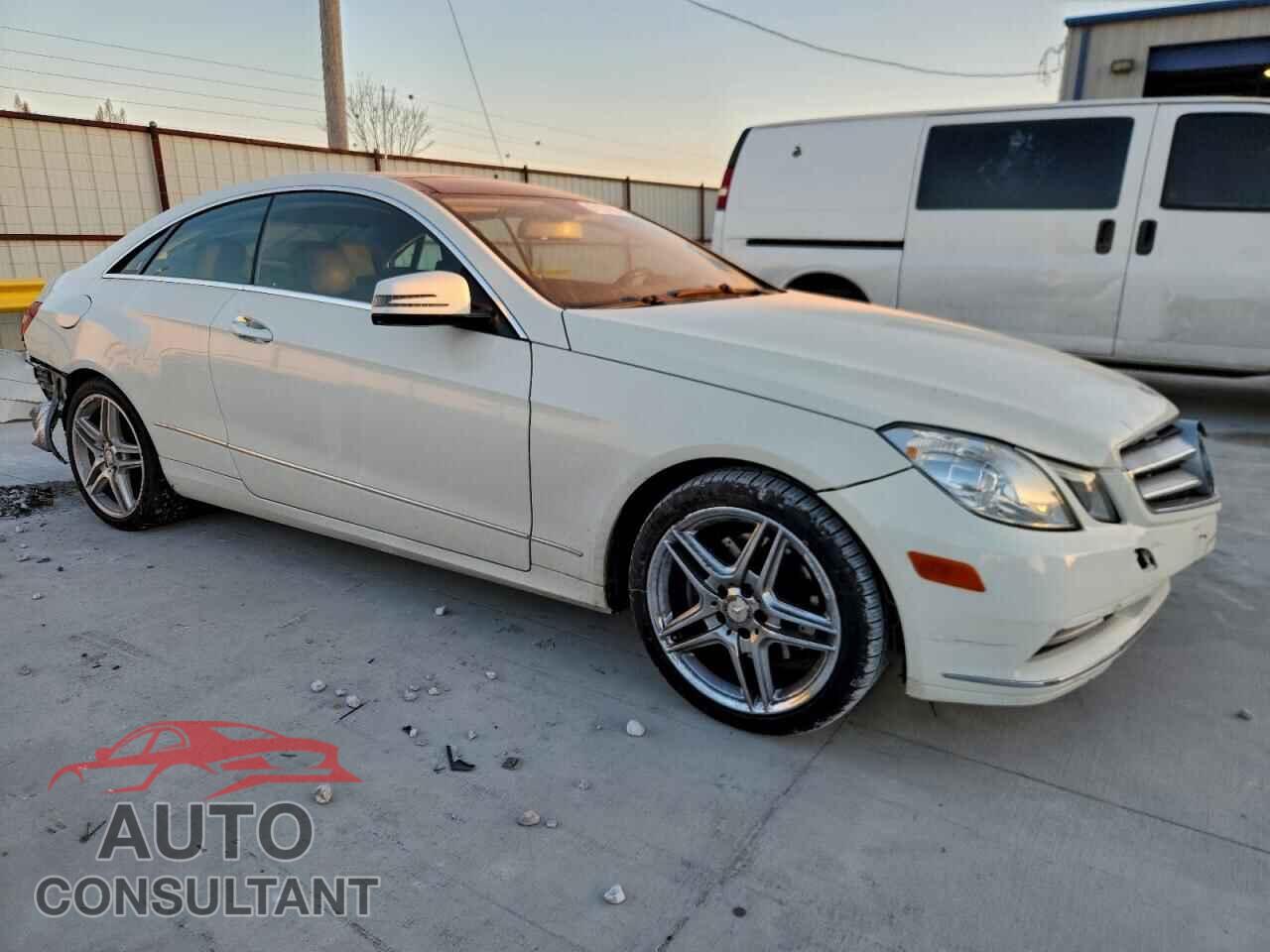 MERCEDES-BENZ E-CLASS 2012 - WDDKJ5KB9CF138774