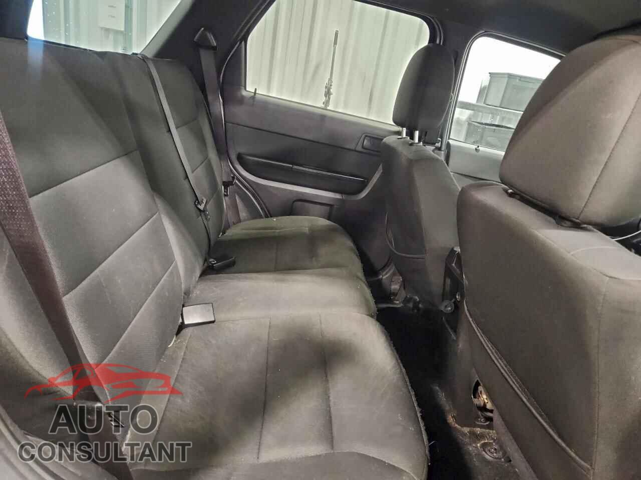 FORD ESCAPE 2011 - 1FMCU0DG7BKC70662
