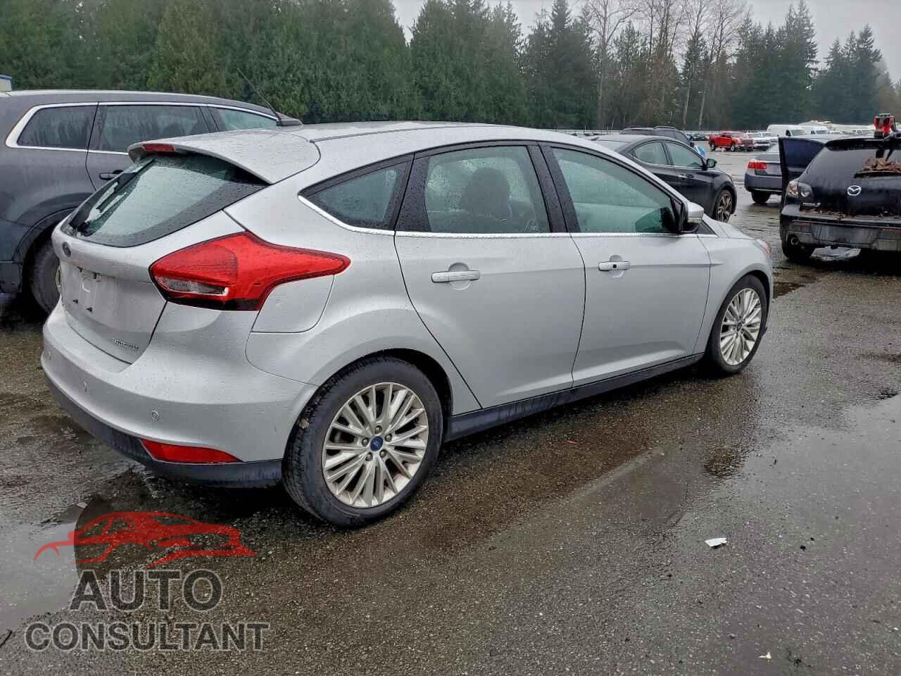 FORD FOCUS 2016 - 1FADP3N26GL370053