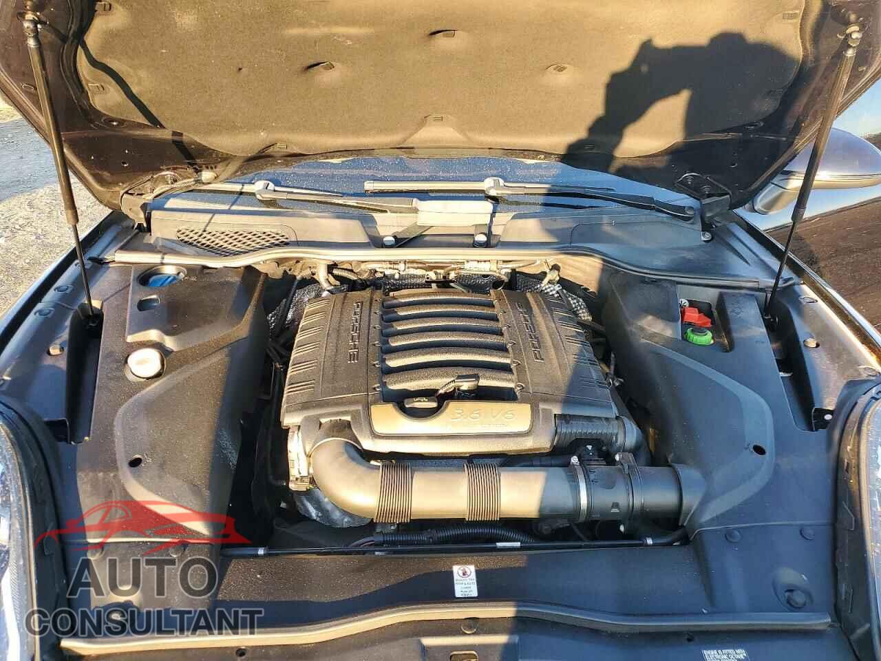 PORSCHE CAYENNE 2016 - WP1AA2A22GLA00487