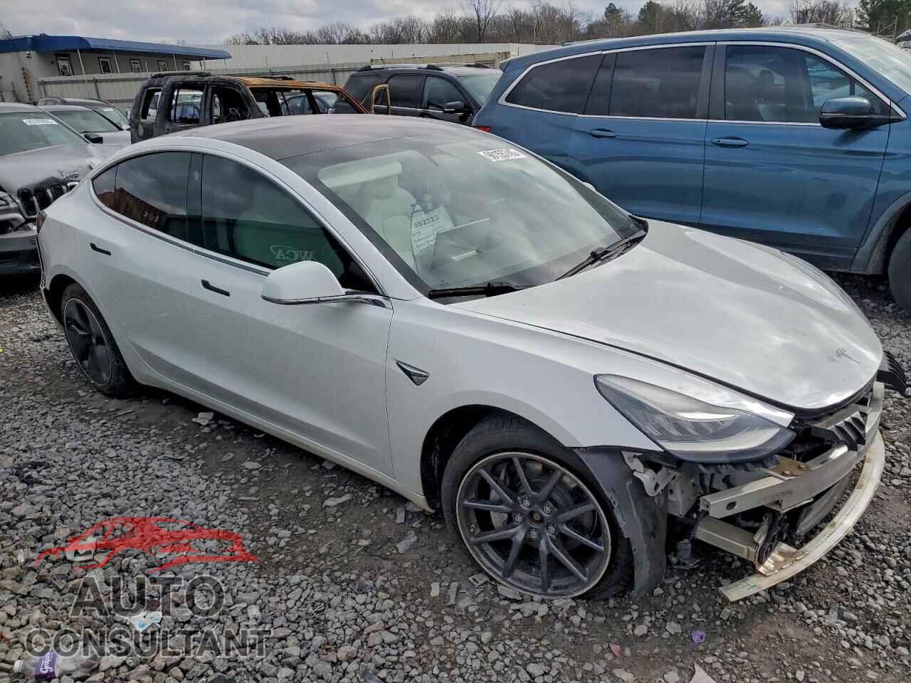 TESLA MODEL 3 2018 - 5YJ3E1EB9JF096969