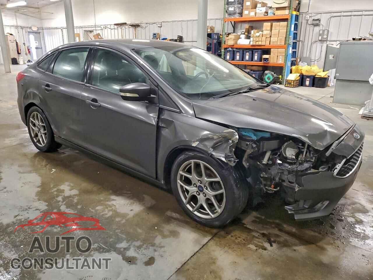 FORD FOCUS 2015 - 1FADP3F22FL254569