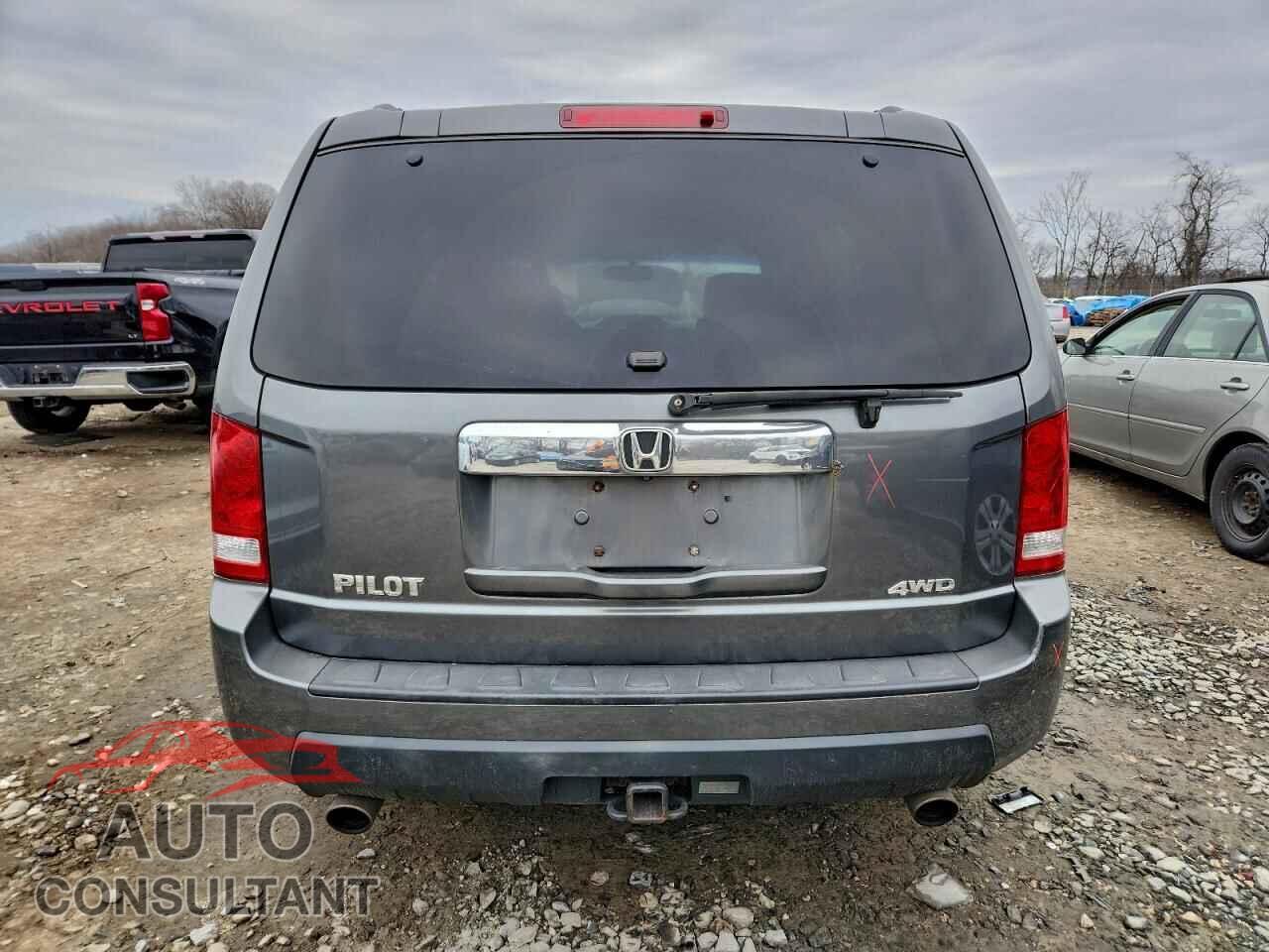 HONDA PILOT 2011 - 5FNYF4H70BB003690