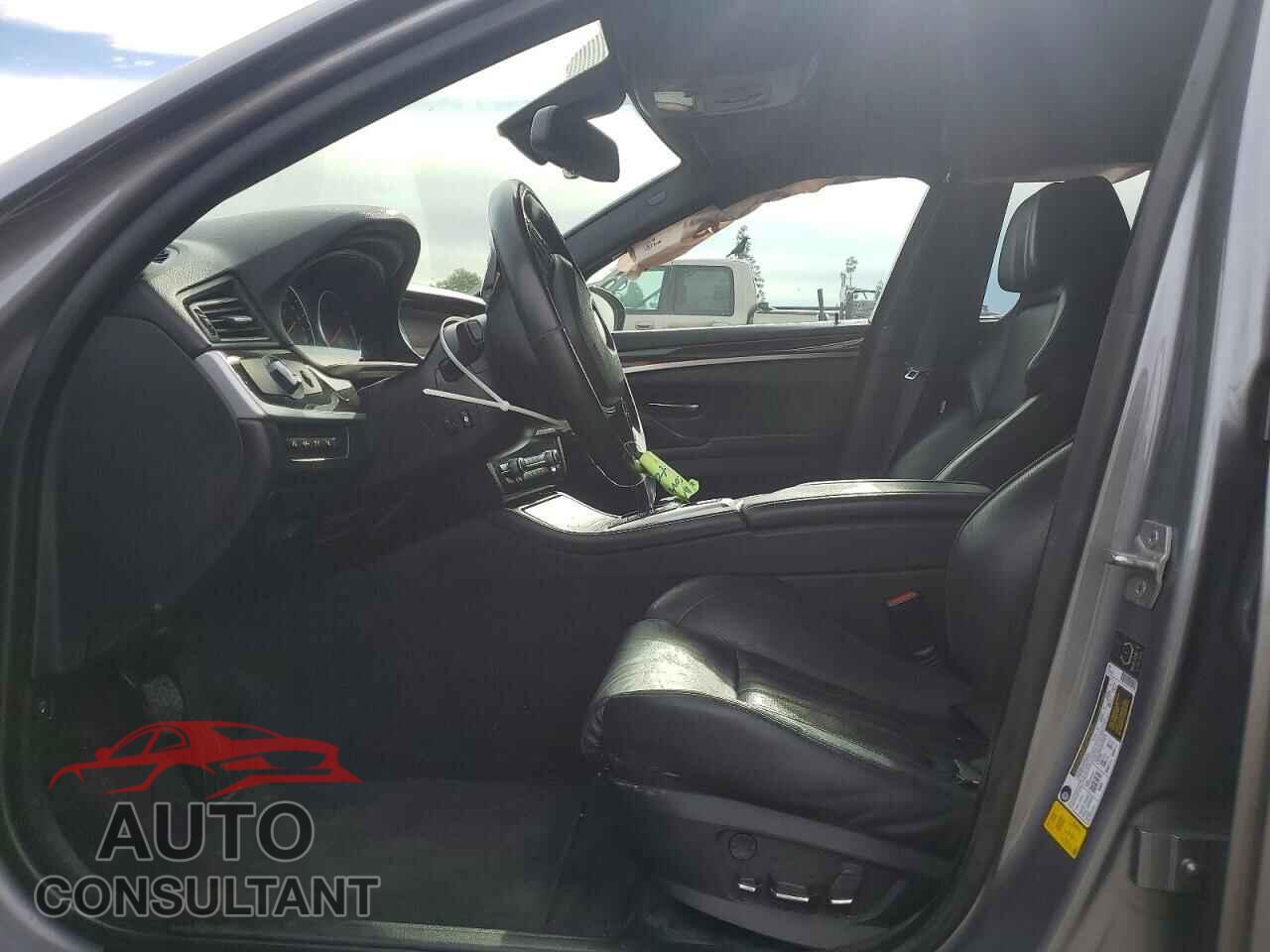 BMW M5 2013 - WBSFV9C54DD095984