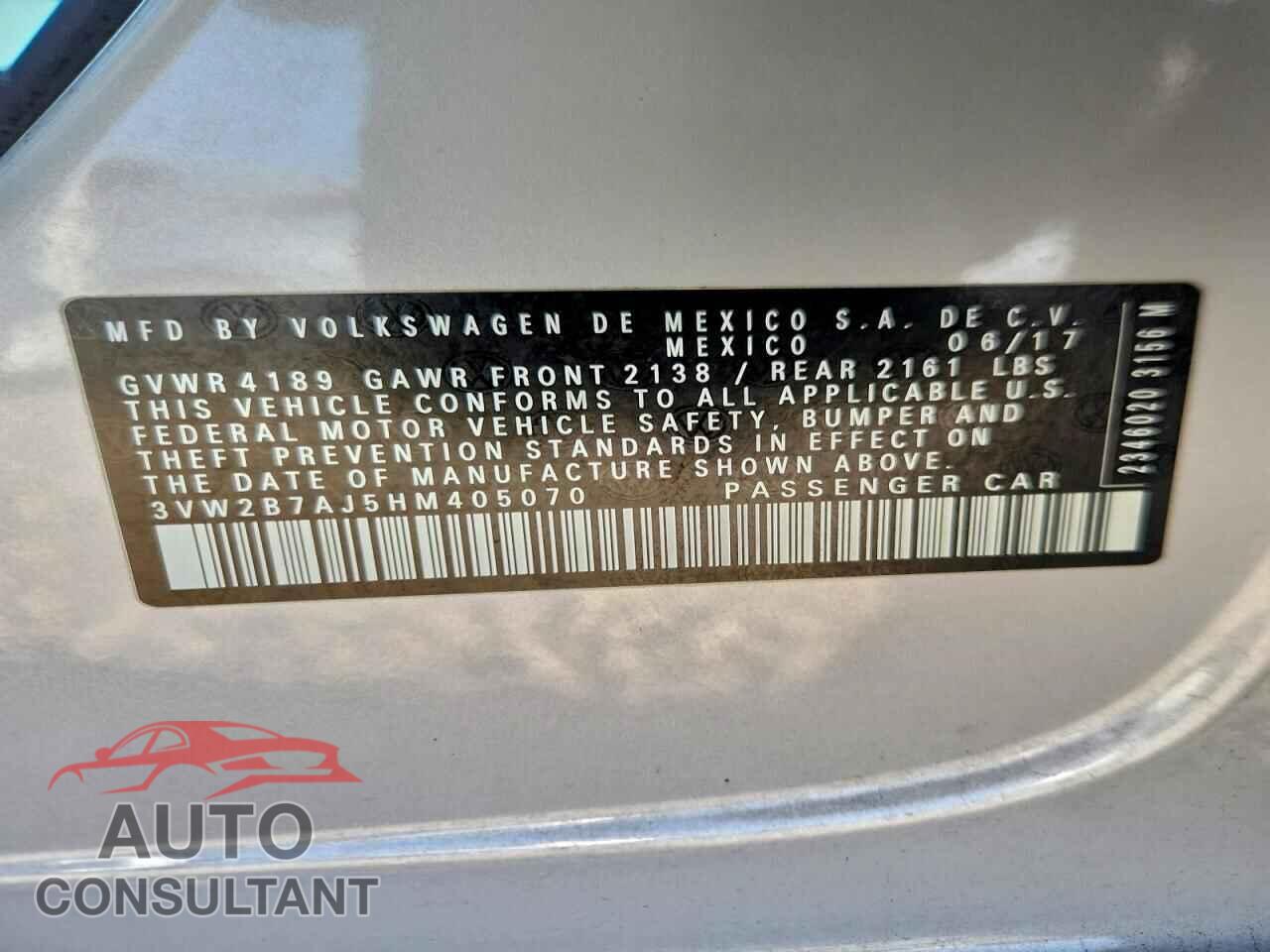 VOLKSWAGEN JETTA 2017 - 3VW2B7AJ5HM405070