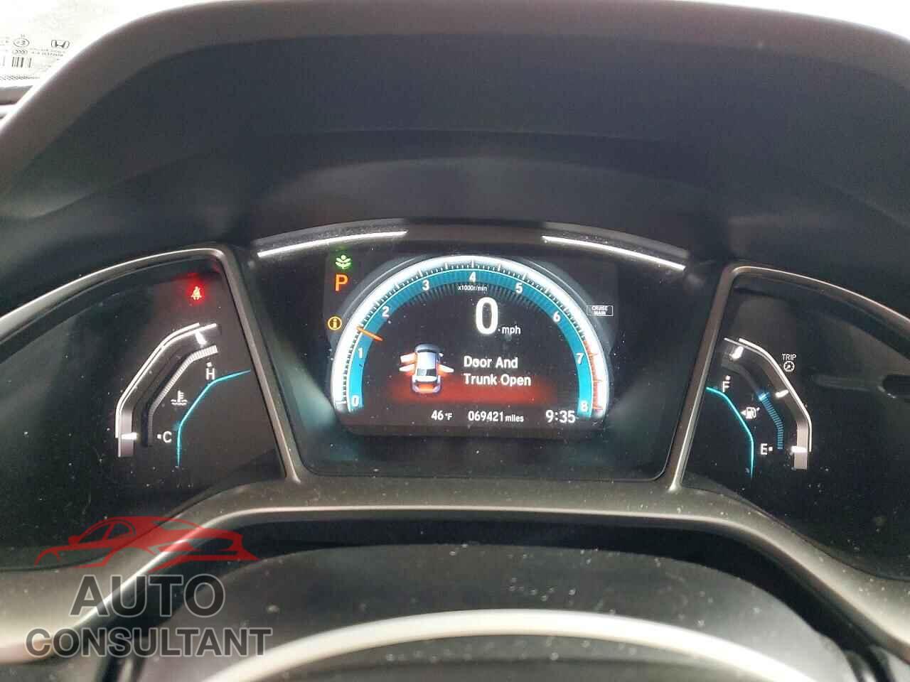 HONDA CIVIC 2017 - 19XFC2F77HE202872