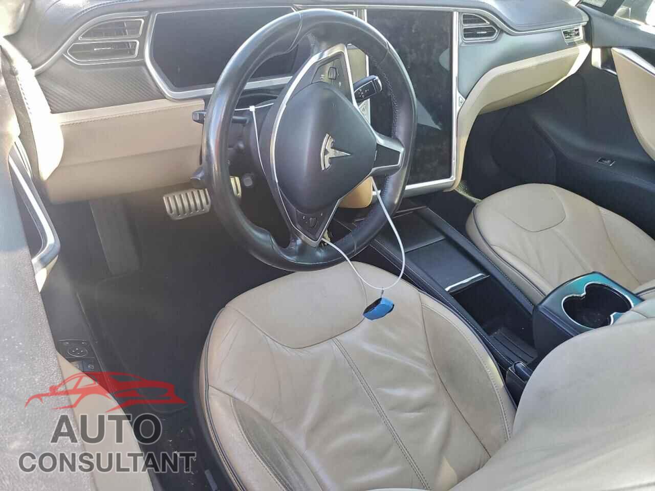 TESLA MODEL S 2013 - 5YJSA1CP6DFP14646
