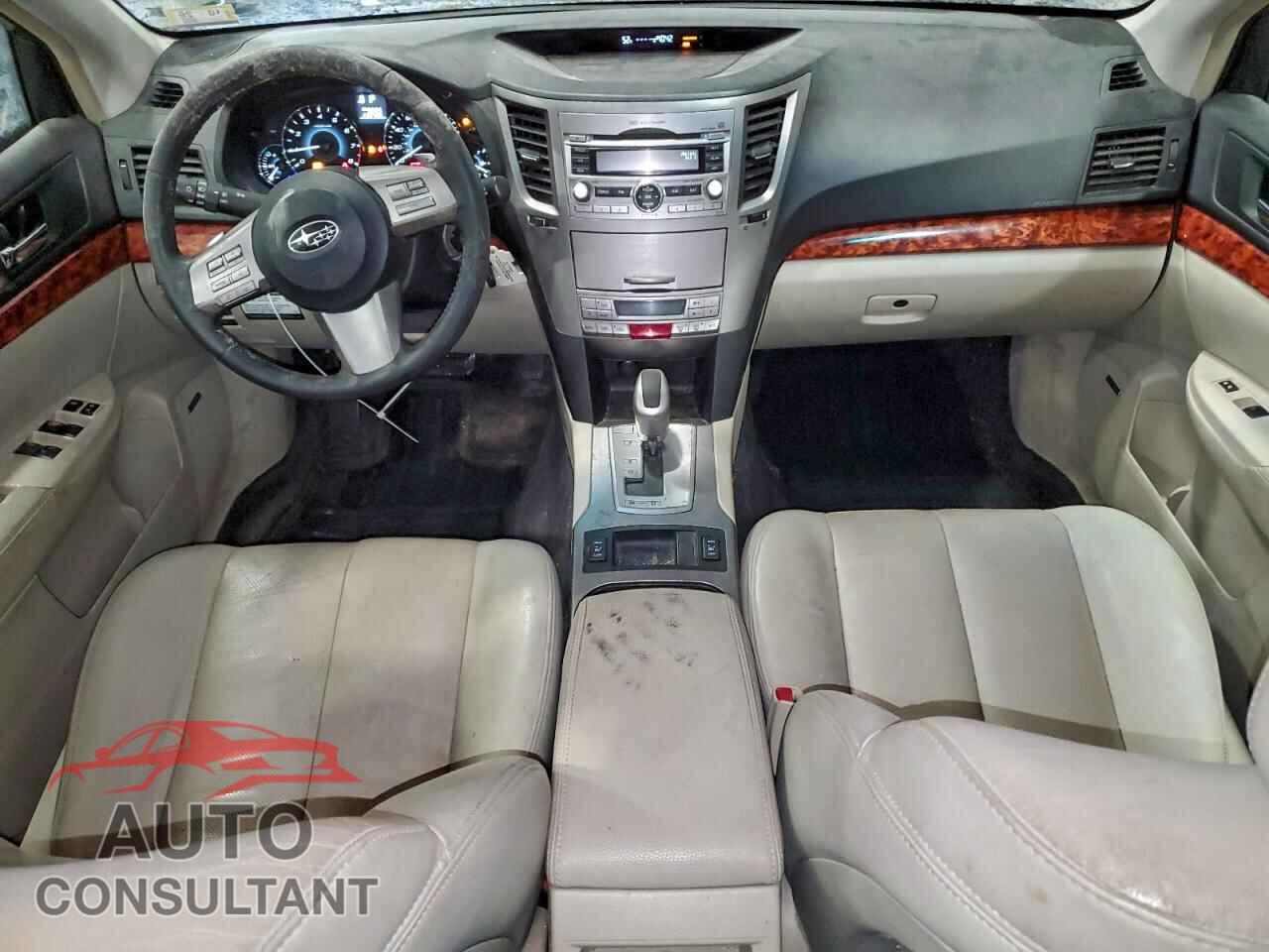 SUBARU OUTBACK 2010 - 4S4BRBKC8A3313178