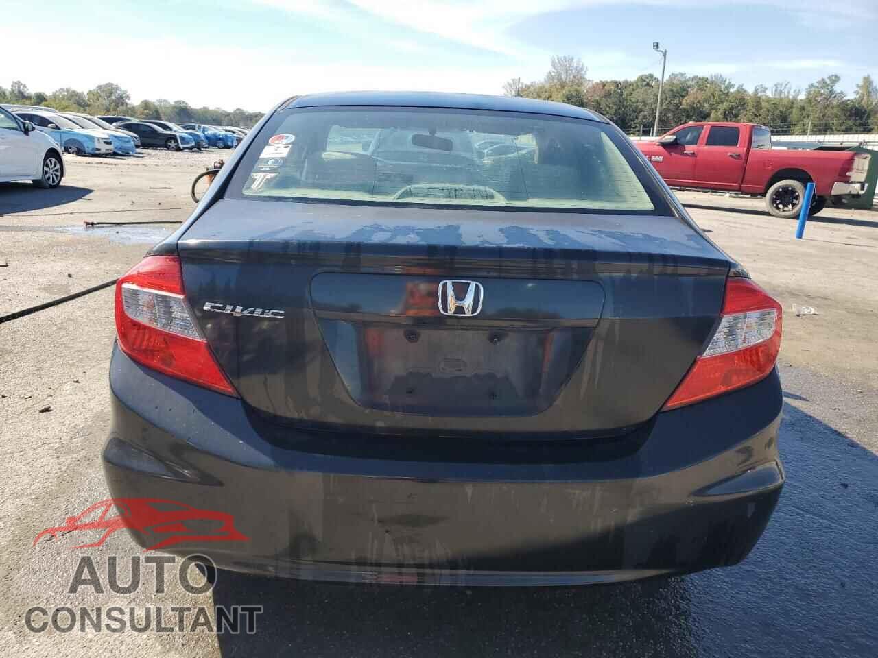 HONDA CIVIC 2012 - 2HGFB2F52CH591887