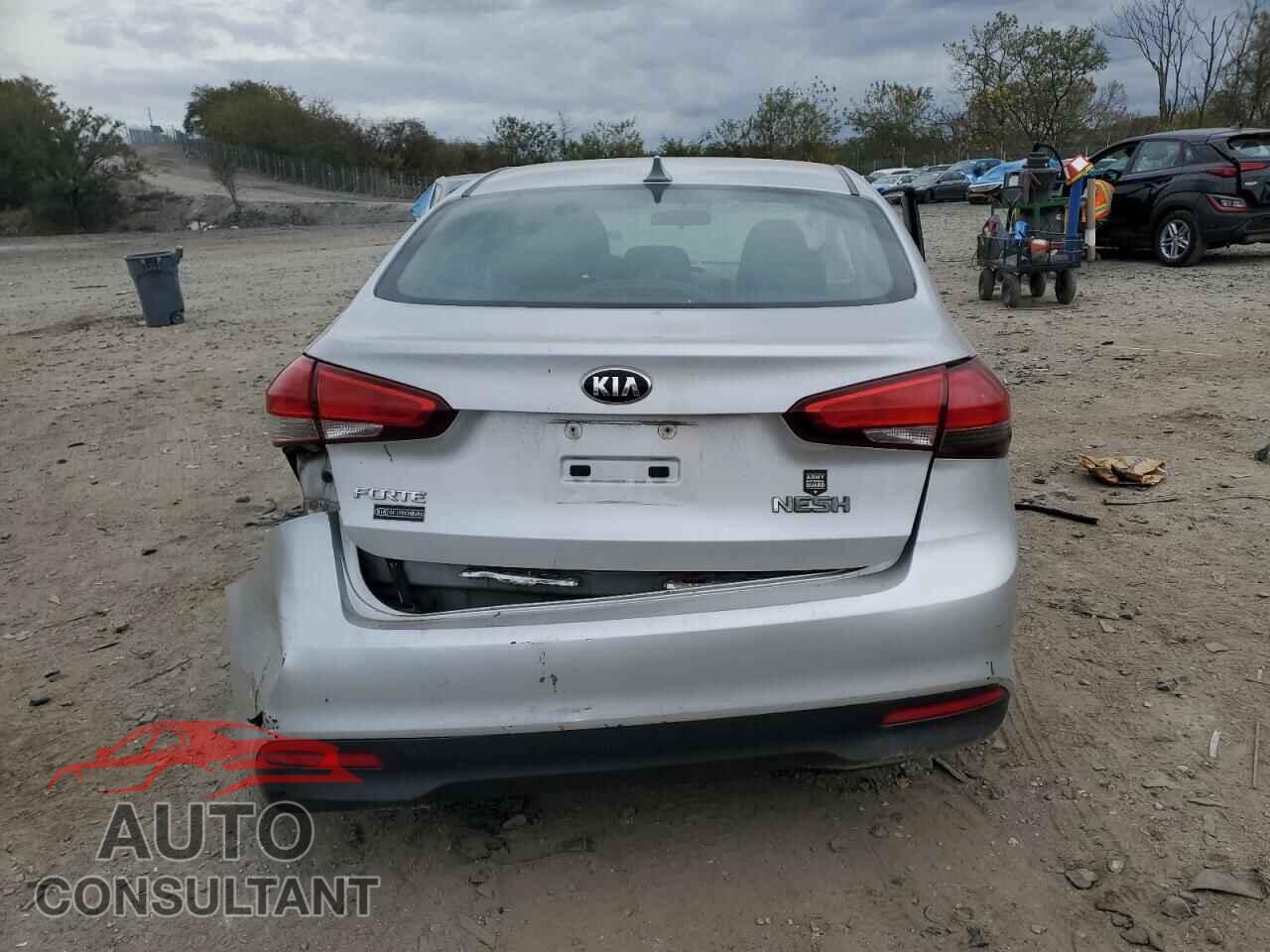 KIA FORTE 2017 - 3KPFK4A78HE064751