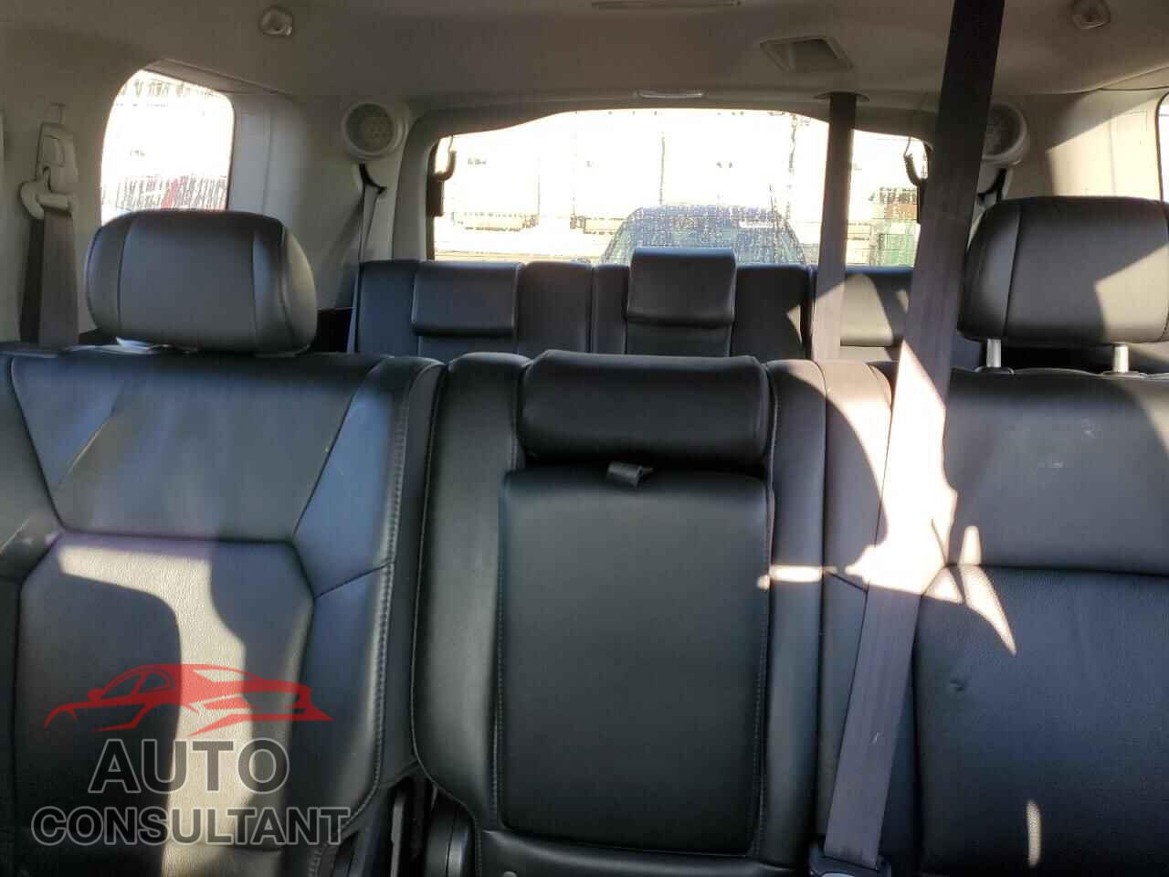 HONDA PILOT 2009 - 5FNYF48639B019786
