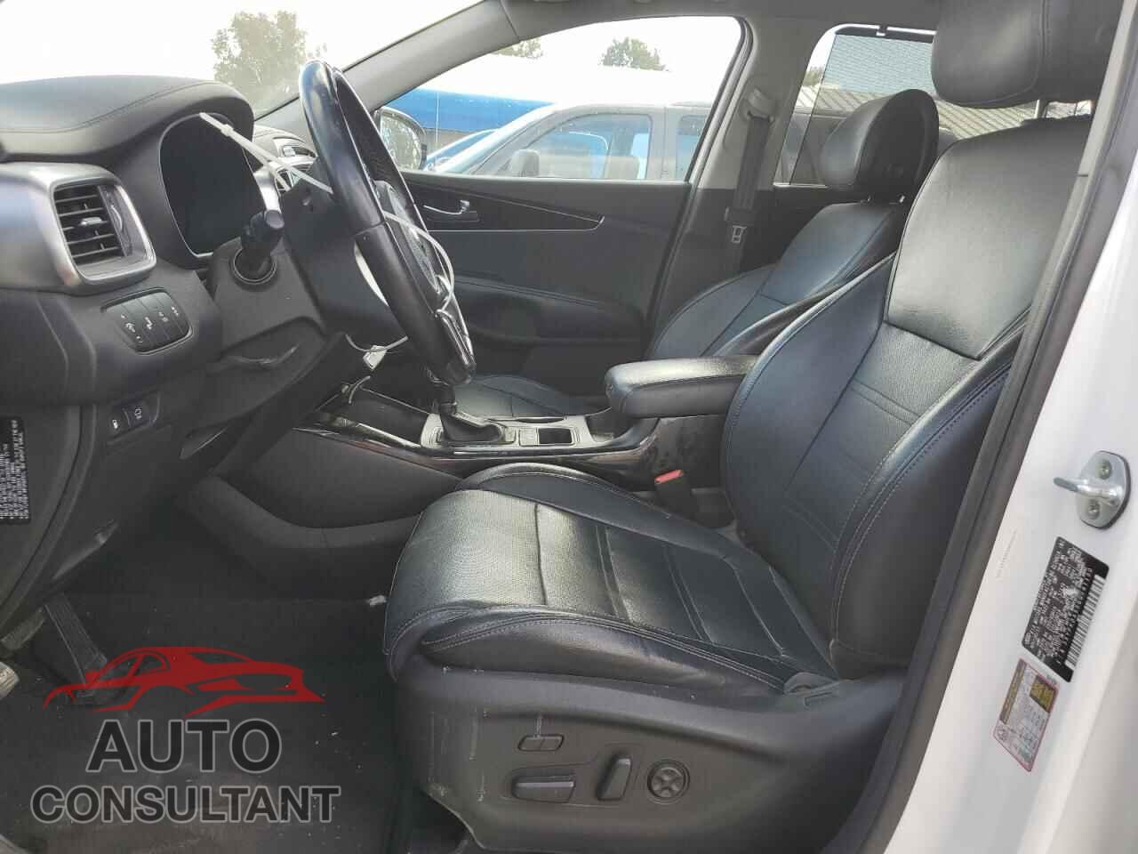 KIA SORENTO 2016 - 5XYPKDA55GG141130