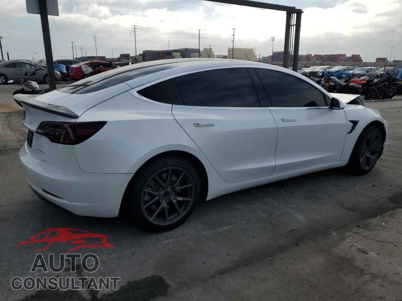 TESLA MODEL 3 2020 - 5YJ3E1EC0LF602328