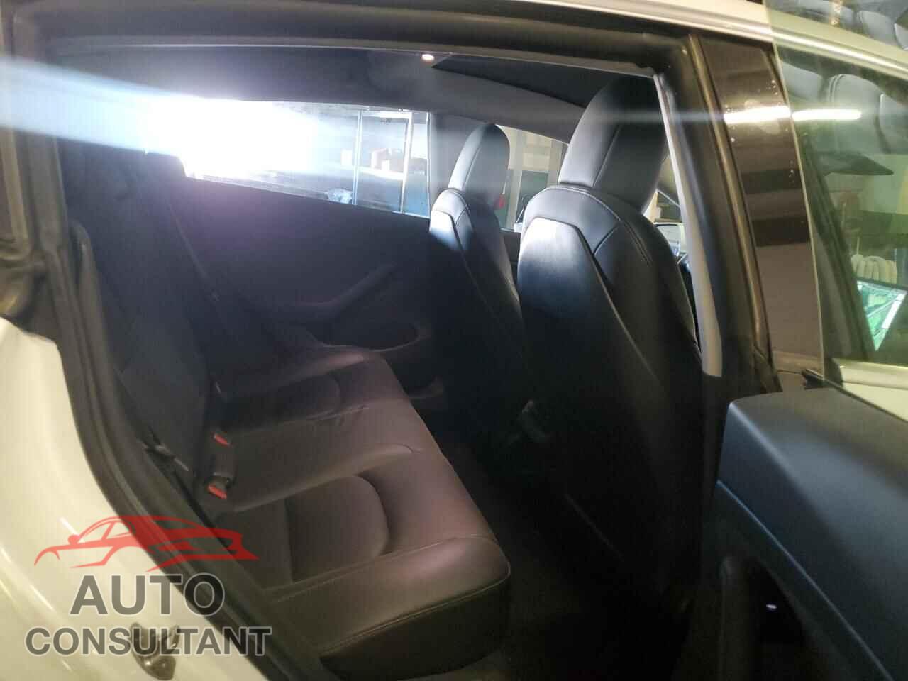 TESLA MODEL 3 2020 - 5YJ3E1EB4LF787569