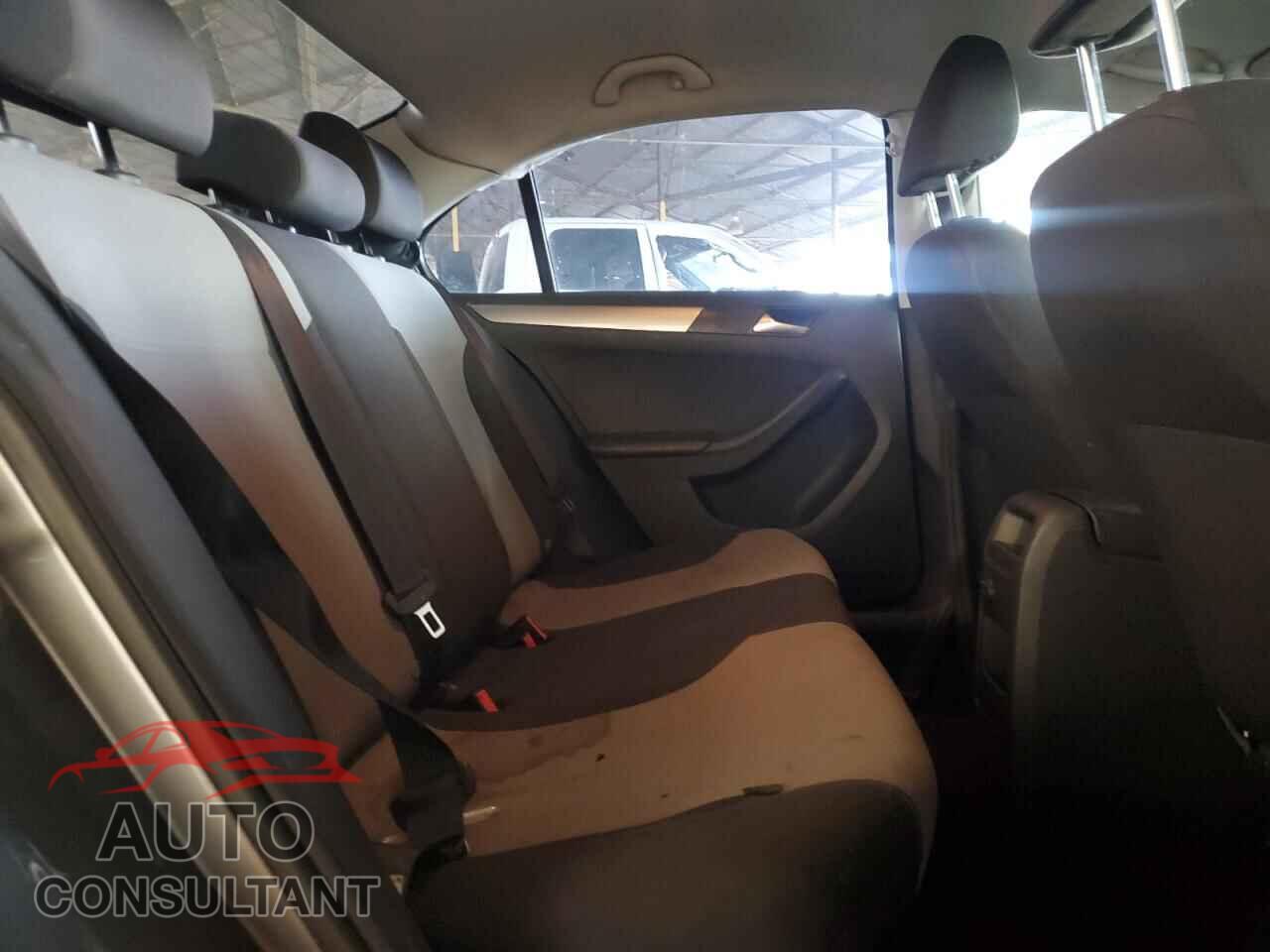 VOLKSWAGEN JETTA 2017 - 3VW2B7AJ6HM309898