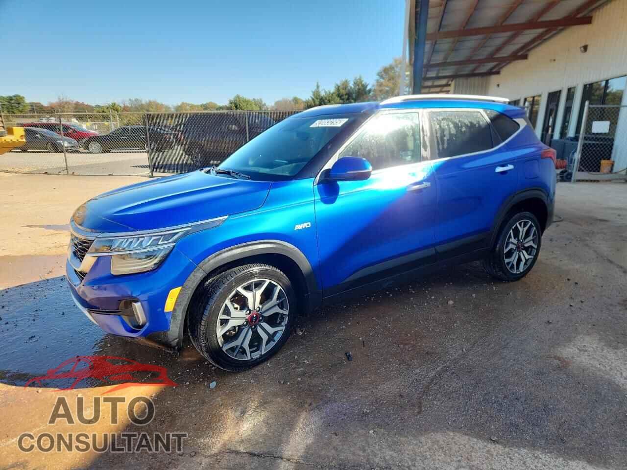 KIA SELTOS 2023 - KNDETCA2XP7352907