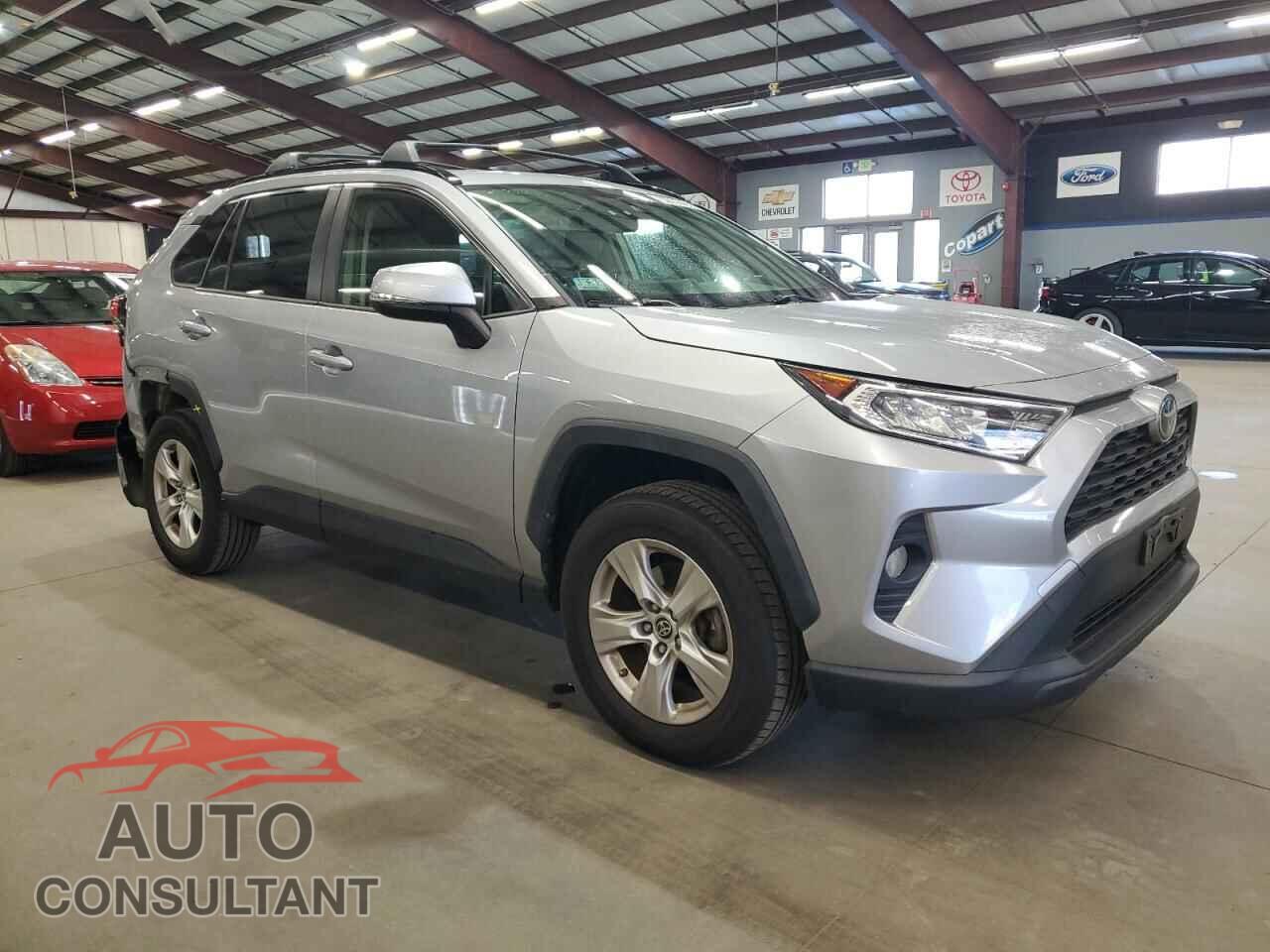 TOYOTA RAV4 2019 - JTMP1RFV8KD039918