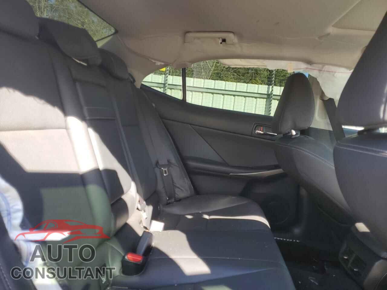 LEXUS IS 2014 - JTHBF1D26E5010274