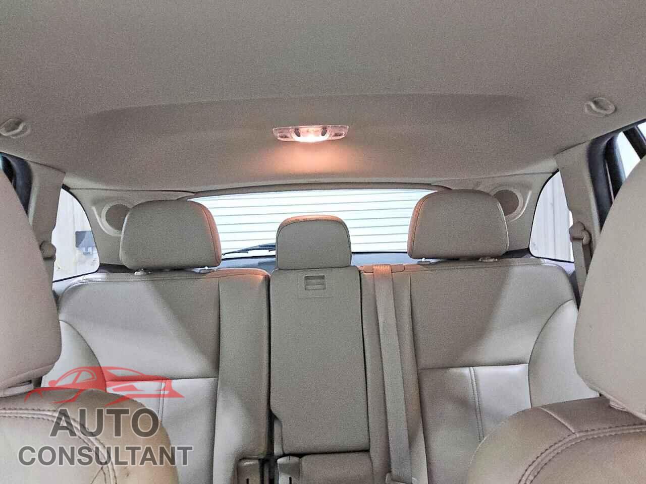 FORD EDGE 2011 - 2FMDK3KC2BBB32856
