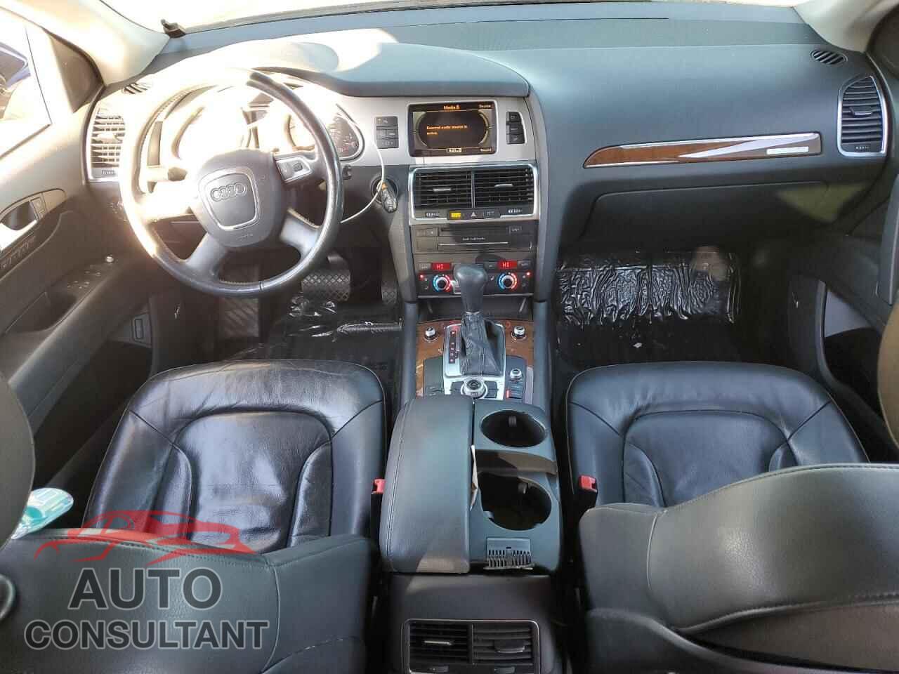 AUDI Q7 2011 - WA1LGAFEXBD006587