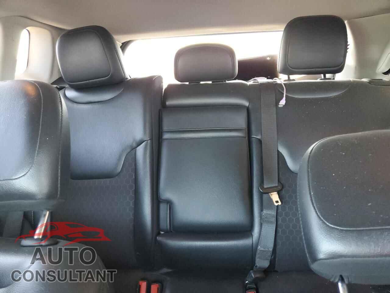 JEEP COMPASS 2019 - 3C4NJDBB4KT597314