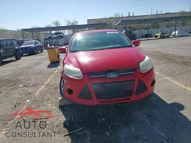 FORD FOCUS 2013 - 1FADP3F2XDL125699
