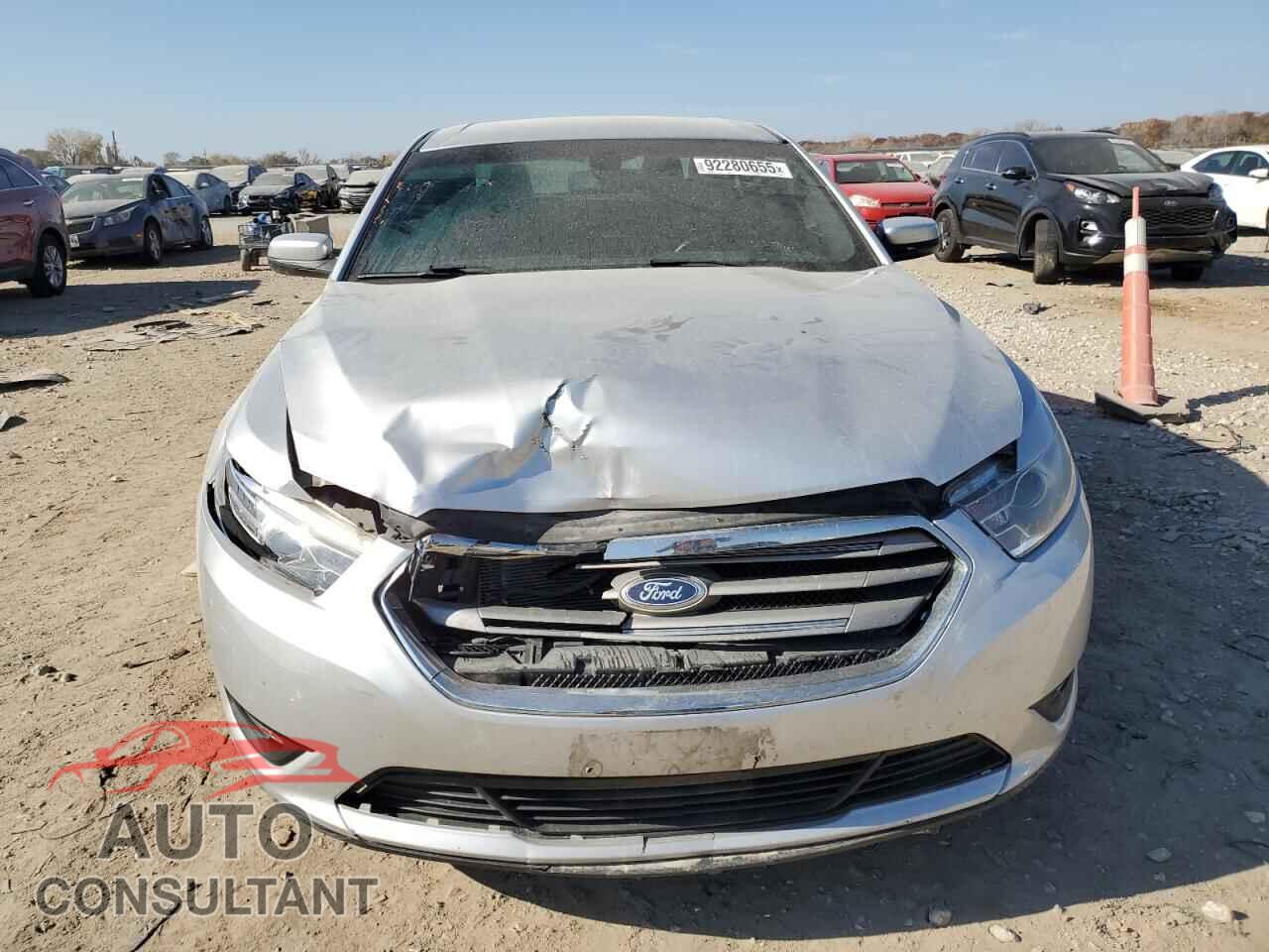 FORD TAURUS 2015 - 1FAHP2E80FG174942