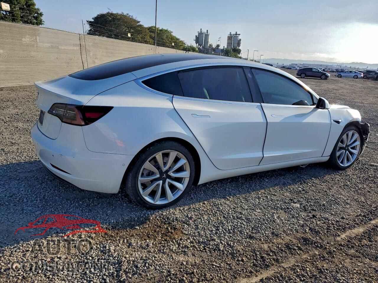 TESLA MODEL 3 2018 - 5YJ3E1EA9JF118430