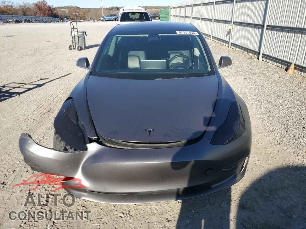 TESLA MODEL 3 2018 - 5YJ3E1EA7JF154164