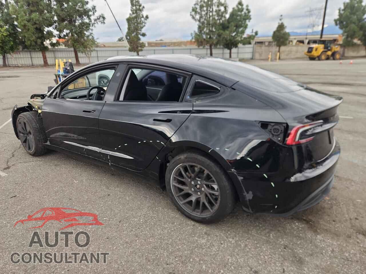 TESLA MODEL 3 2024 - 5YJ3E1EA7RF738527