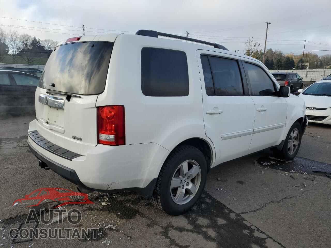 HONDA PILOT 2011 - 5FNYF4H5XBB044391