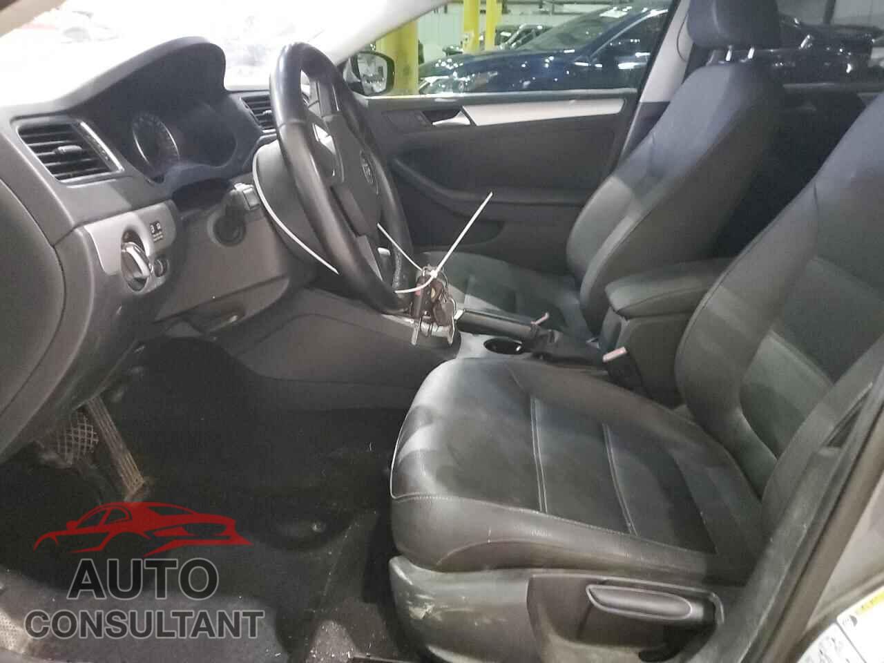 VOLKSWAGEN JETTA 2012 - 3VWLL7AJ9CM332330